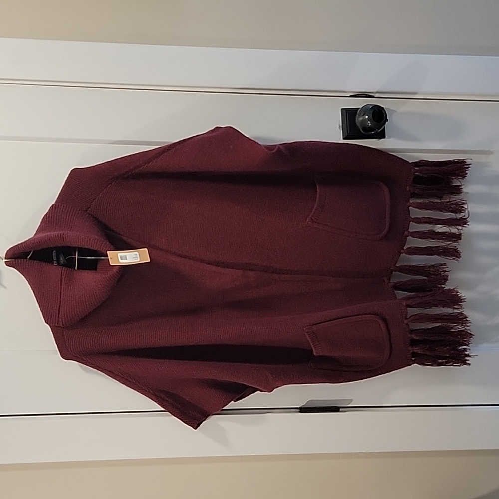 NWT Steve Madden Brugundy Poncho OSFM